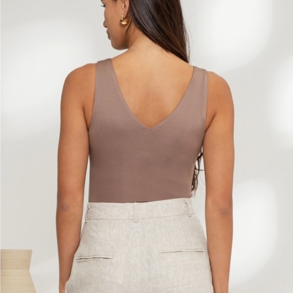 V-NECK bodysuit - Picture 3 of 4